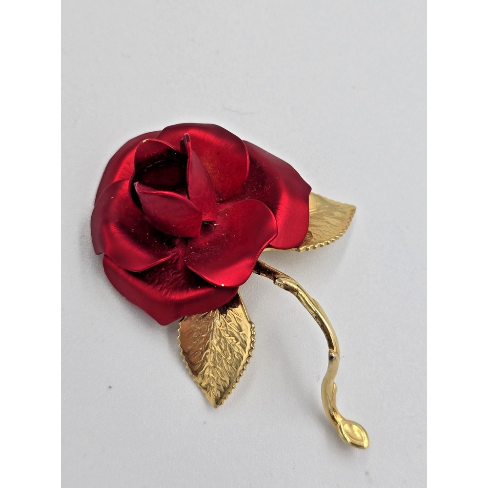 Vintage Giovanni USA Gold Tone Red Rose of Love Brooch 2.5"